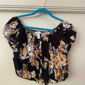 Off shoulder crop top